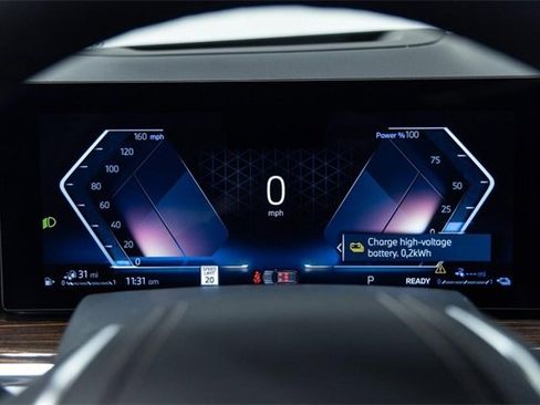 New 2026 BMW X5 xDrive50e image 2