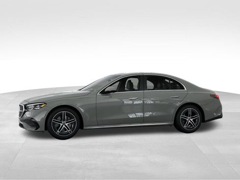 New 2026 Mercedes-Benz E 350 4MATIC Sedan image 36