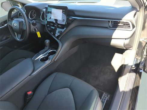 Used 2023 Toyota Camry LE image 17