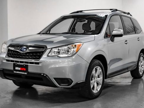Used 2016 Subaru Forester 2.5i Premium w/ Popular Package #1 AWD/4WD image 9