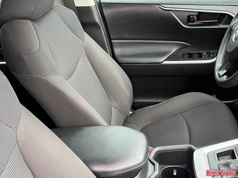 Certified 2023 Toyota RAV4 LE AWD/4WD image 14