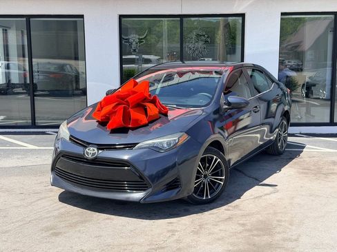 Used 2017 Toyota Corolla LE FWD image 1