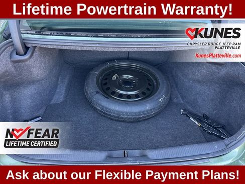 Used 2022 Dodge Charger SXT w/ Blacktop Package image 21