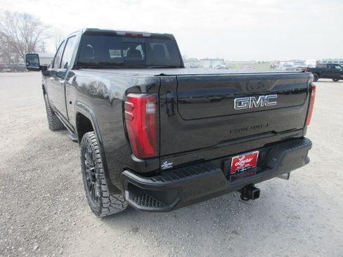 New 2026 GMC Sierra 2500 Denali Ultimate image 12