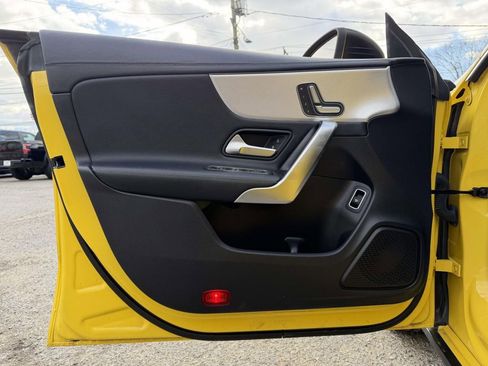 Used 2020 Mercedes-Benz CLA 250 image 33