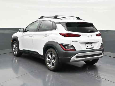 Used 2022 Hyundai Kona SEL FWD image 3