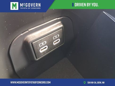 Used 2024 Toyota RAV4 XLE w/ Convenience Package AWD/4WD image 28