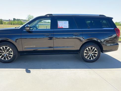 Used 2025 Ford Expedition Max Platinum AWD/4WD image 6