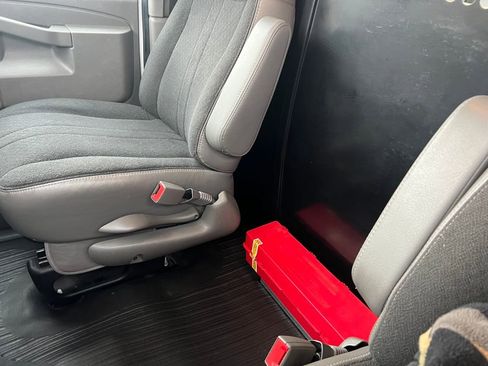 Used 2024 Chevrolet Express 2500 w/ Driver Convenience Package image 28