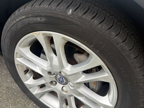 Used 2016 Volvo XC70 T5 Premier AWD/4WD image 9