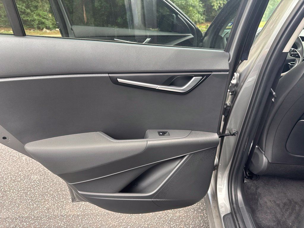 Used 2024 Kia Niro Wind FWD image 21
