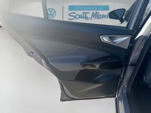 Used 2023 Volkswagen ID.4 Pro S image 26