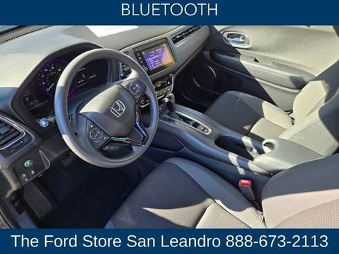 Used 2021 Honda HR-V EX image 3