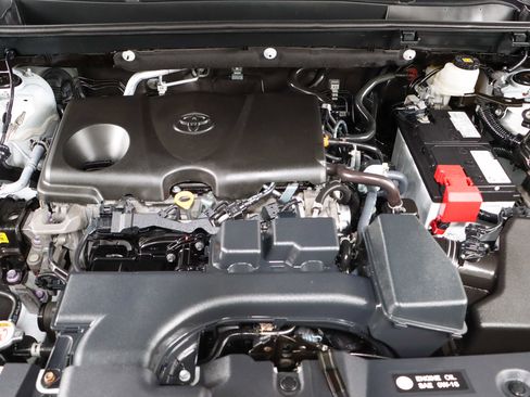 Used 2023 Toyota RAV4 XLE image 32