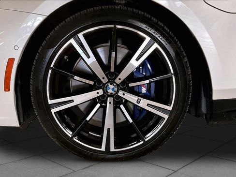 Certified 2026 BMW 550e xDrive w/ Executive Package AWD/4WD image 9