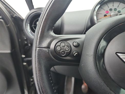 Used 2014 MINI Cooper Countryman image 32