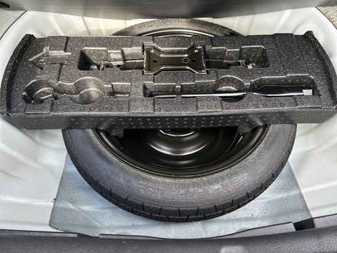 Used 2017 Nissan Altima 2.5 SR w/ Midnight Edition Package image 27