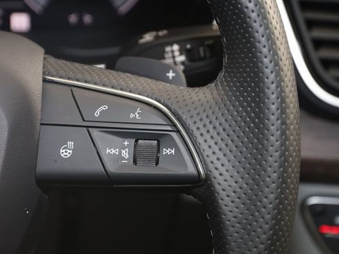 Used 2024 Audi Q5 e Premium Plus image 42