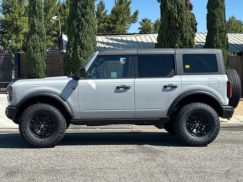New 2026 Ford Bronco Badlands AWD/4WD image 7