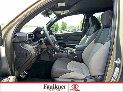 Used 2024 Toyota Tacoma TRD Sport AWD/4WD image 13