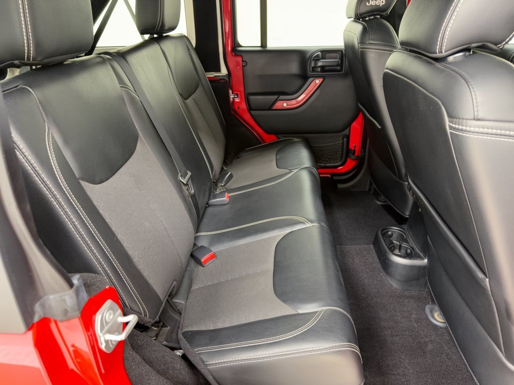 Used 2018 Jeep Wrangler Unlimited Sport AWD/4WD image 29