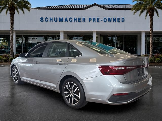Certified 2026 Volkswagen Jetta SE FWD image 5