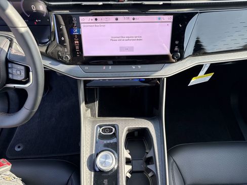 New 2025 Jeep Wagoneer S Limited image 24