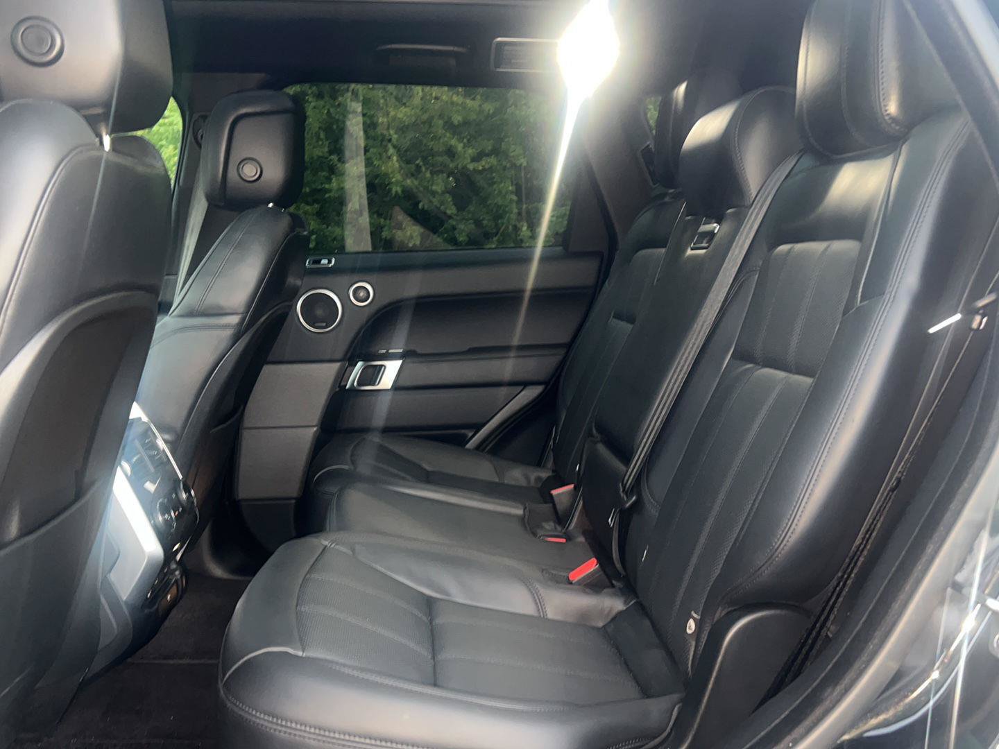 Used 2022 Land Rover Range Rover Sport HSE Silver Edition AWD/4WD image 27
