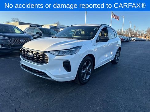 Used 2023 Ford Escape ST-Line w/ Tech Pack #1 image 2