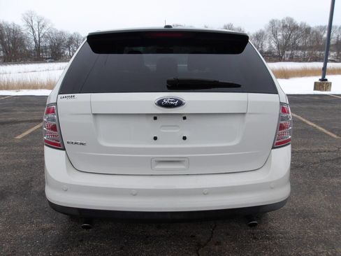 Used 2010 Ford Edge SE image 4