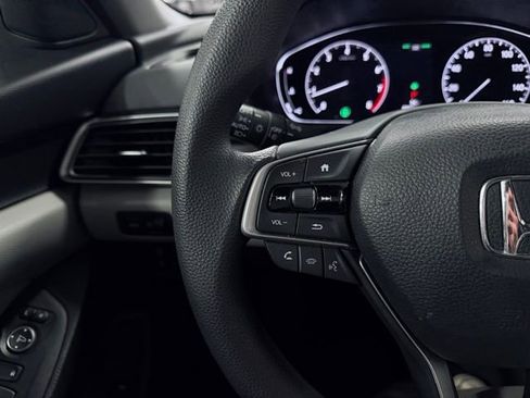 Used 2019 Honda Accord EX image 24