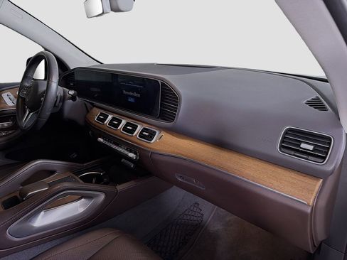 Used 2020 Mercedes-Benz GLE 450 4MATIC image 33