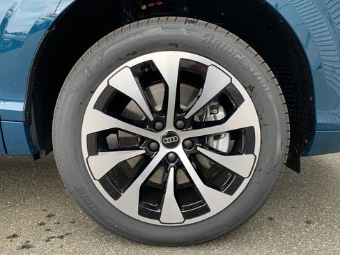 New 2026 Audi Q3 quattro 2.0T AWD/4WD image 16