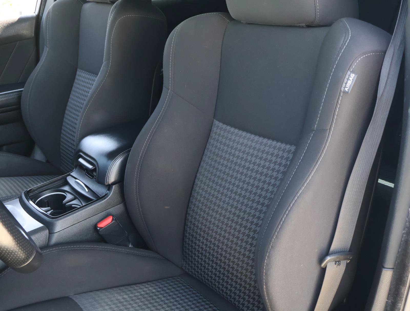 Used 2022 Dodge Charger R/T w/ Blacktop Package RWD image 11