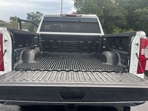 Used 2023 Chevrolet Silverado 2500 LT image 25