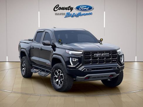 Used 2024 GMC Canyon AT4X image 1