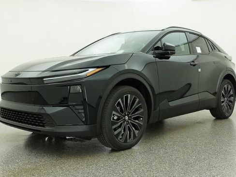 New 2026 Toyota C-HR AWD/4WD image 17