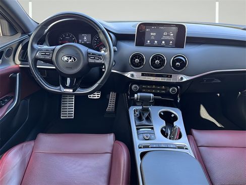 Used 2021 Kia Stinger GT image 5