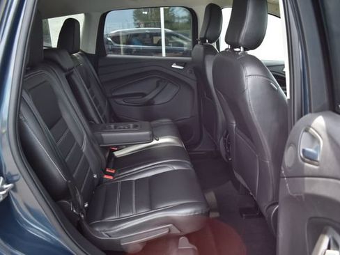 Used 2019 Ford Escape Titanium AWD/4WD image 44