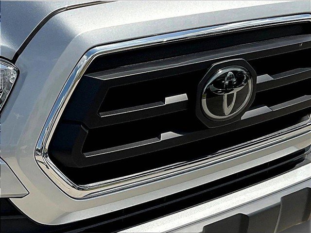 Used 2023 Toyota Tacoma SR5 RWD image 30