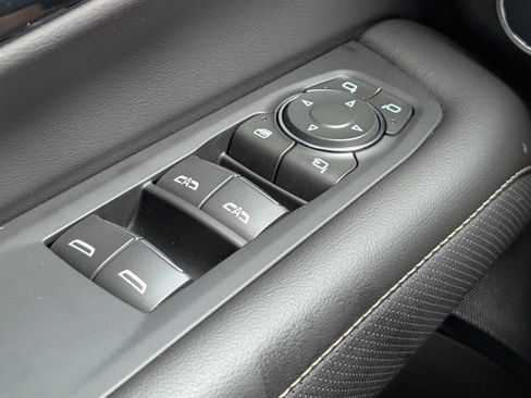 Used 2025 Chevrolet Tahoe Premier RWD image 22