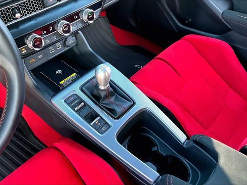 Used 2025 Honda Civic Type R image 17