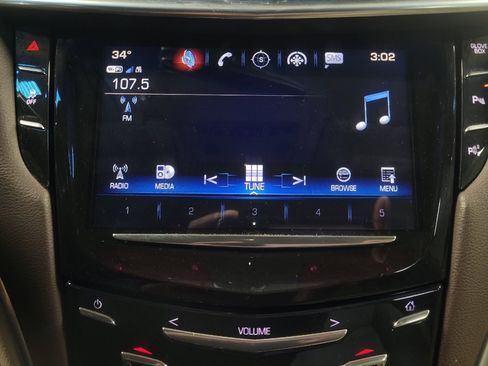 Used 2017 Cadillac XTS Luxury image 25