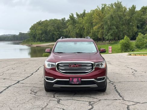 Used 2017 GMC Acadia SLT AWD/4WD image 8