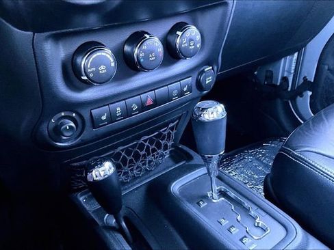 Used 2015 Jeep Wrangler Unlimited Sahara w/ Max Tow Package image 23