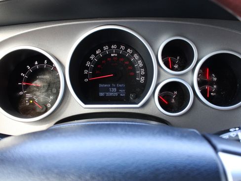 Used 2016 Toyota Sequoia Platinum image 29