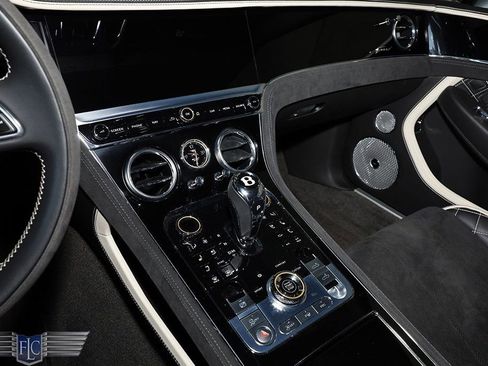 Used 2022 Bentley Continental GT Speed image 28