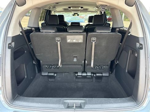 Used 2023 Honda Odyssey Touring image 11