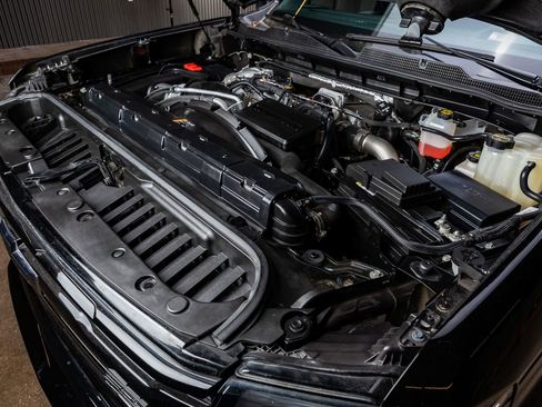 Used 2024 Chevrolet Silverado 2500 LTZ w/ LTZ Plus Package image 39