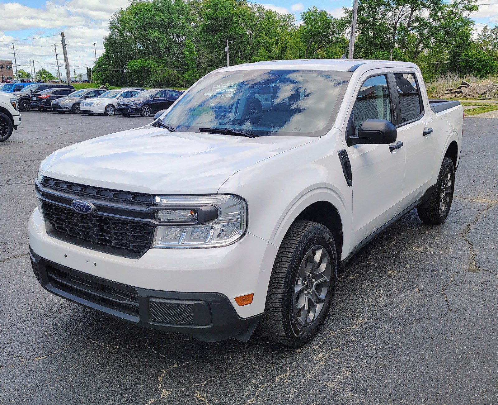 Used 2022 Ford Maverick XLT FWD image 1